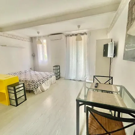 Charming Loft In Apartment Barcelona